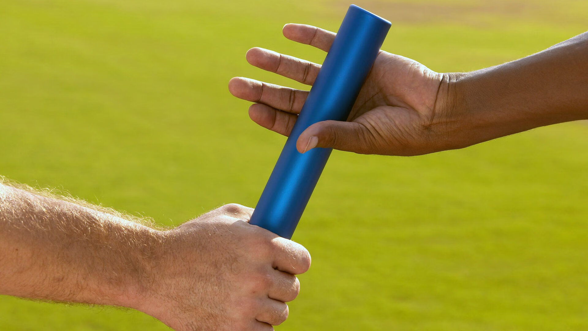 当圣塞巴斯蒂安的呐喊穿透洛杉矶的雨夜